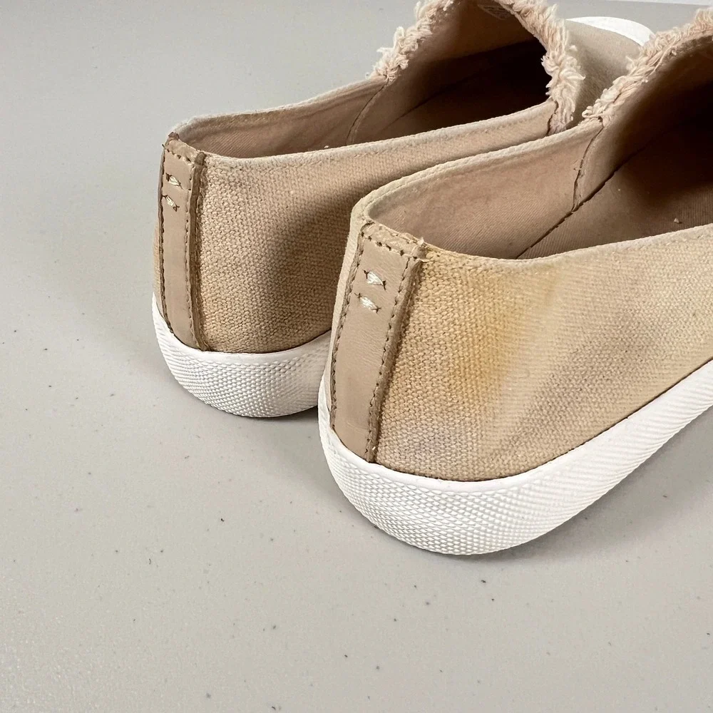 Splendid Canvas Slip On Sneakers Tan White Toe Cap Distressed US 9